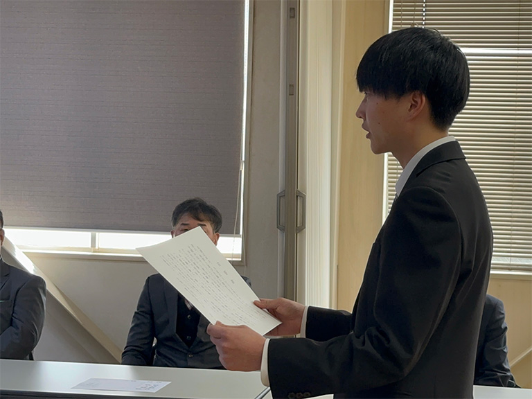 「入社式」の様子01